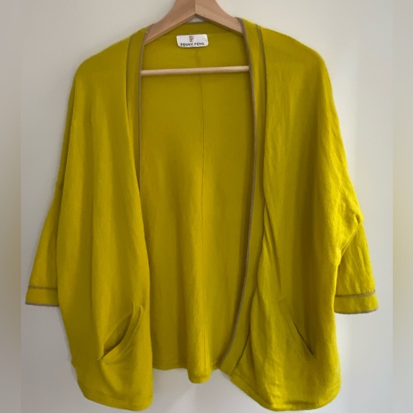 100% cashmere blouse, very good quality and soft, tried on twice only - Picture 1 of 5